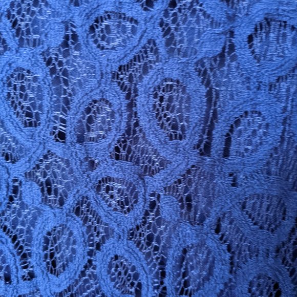 Beautiful navy lace dress - Picture 4 of 5